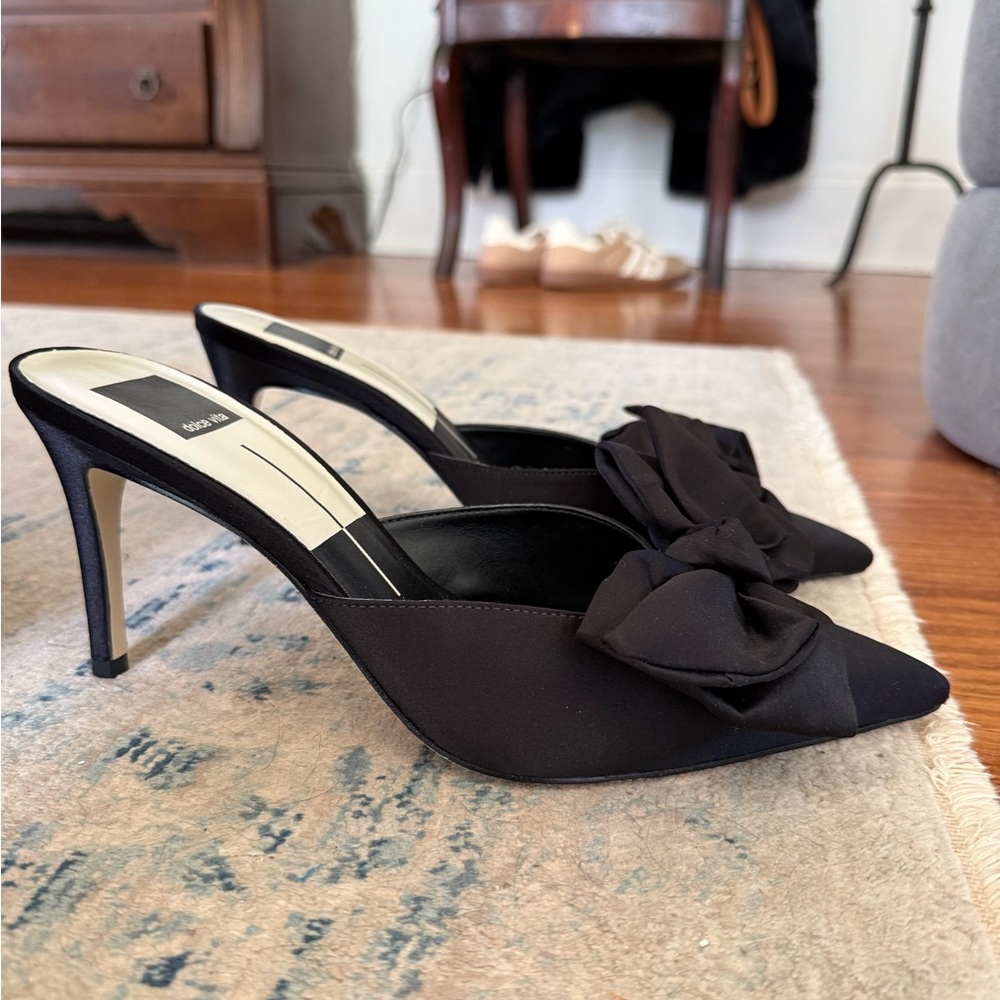 Dolce Vita Black Heels with Bow Accent